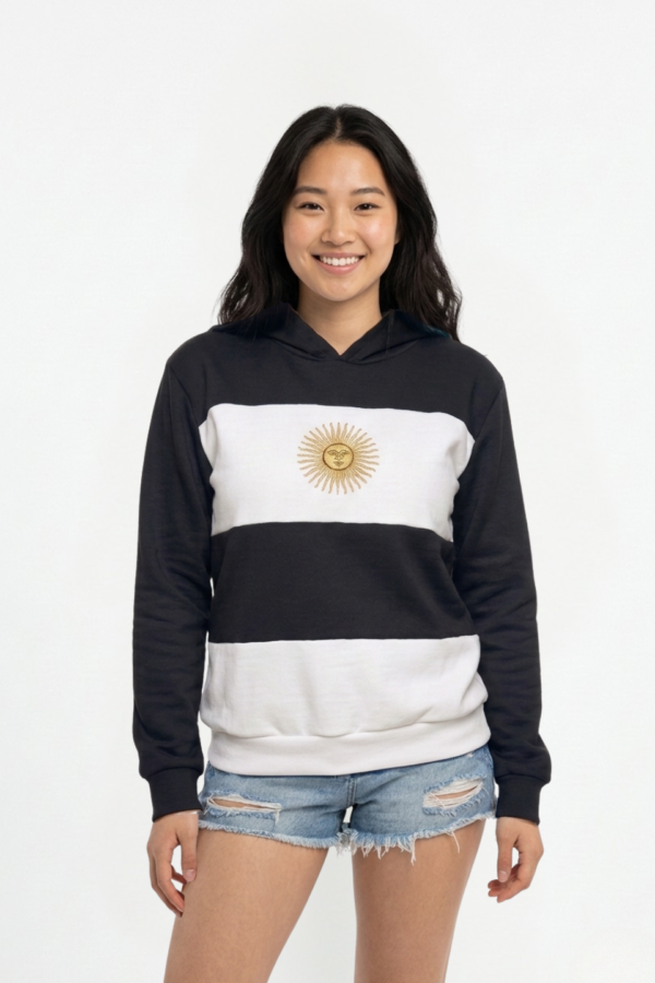 Buzo Frisa Peinado Con Capucha Sol De Mayo Bordado "MUNDIAL"