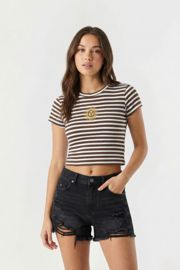 Remera Baby Tee Morley Rayado Sol De Mayo Bordado "GINA"