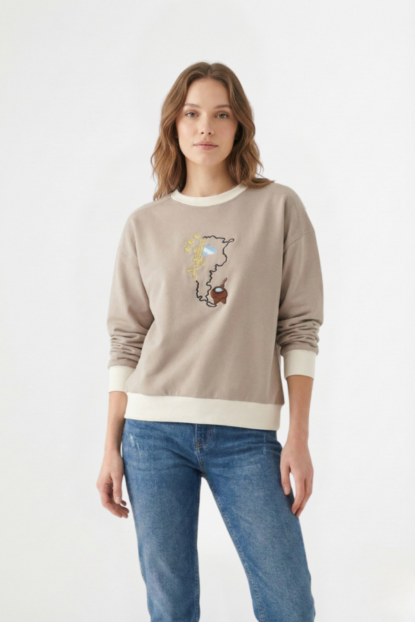 Buzo Rustico Lycra Cuello Redondo Combinado Argentina Mapa Con Mate Bordado "GLENDA"