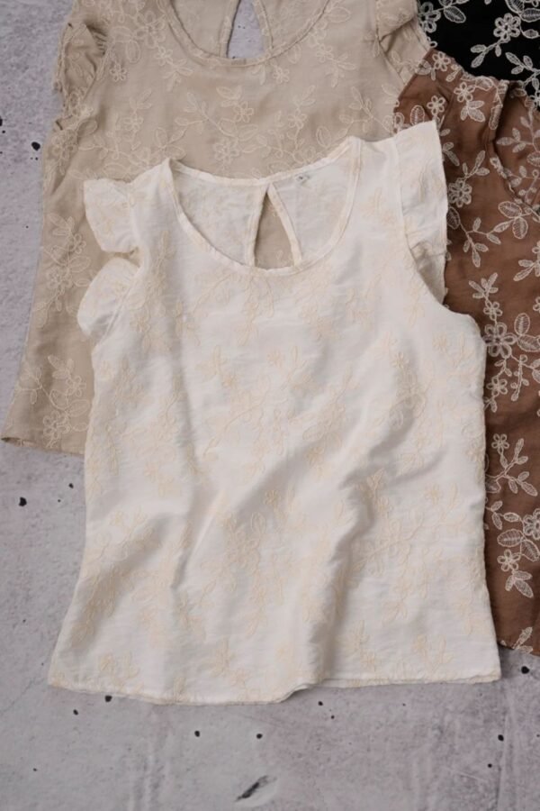 Musculosa Gota Lino Bordado "DOLORES"