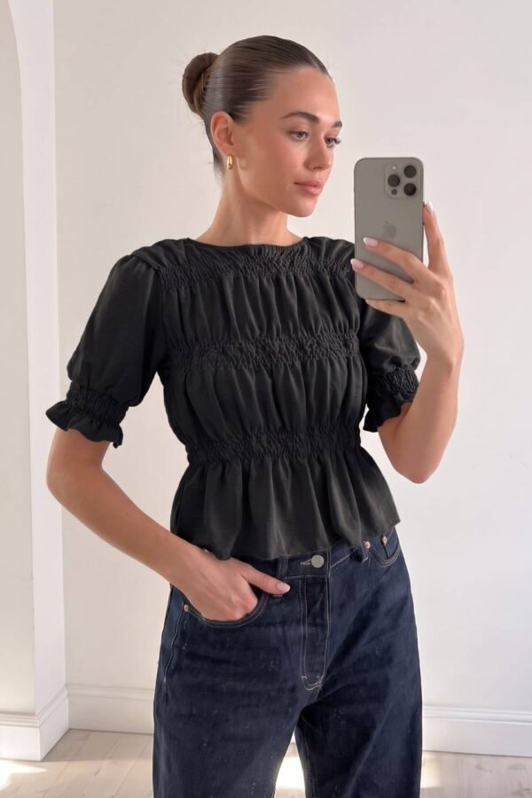Blusa Cey Punto Fruncida Manga Corta Frunce "MILA"