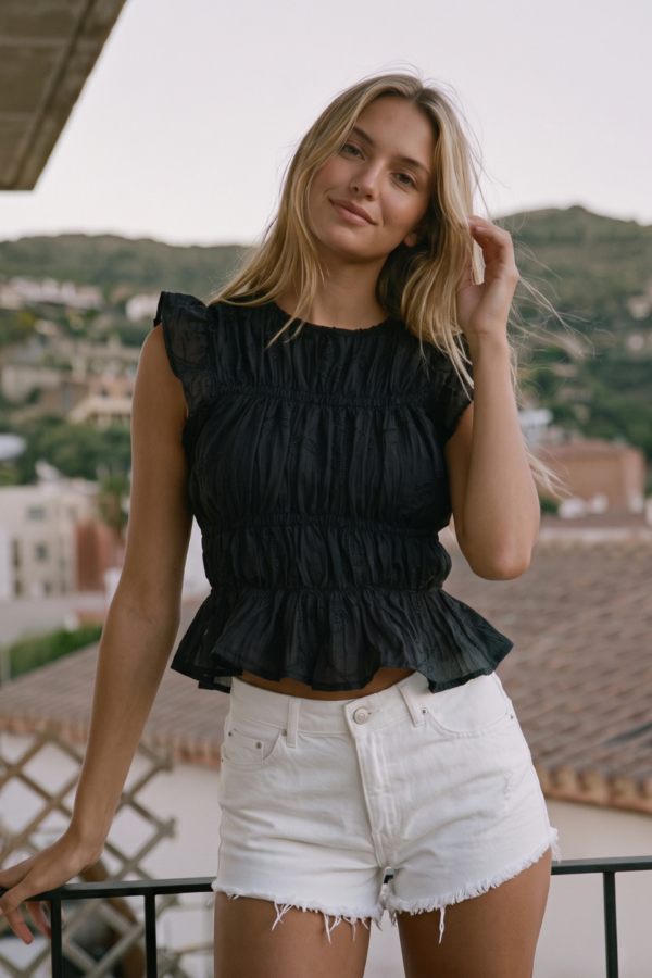 Blusa Gasa Bordada "WARA"